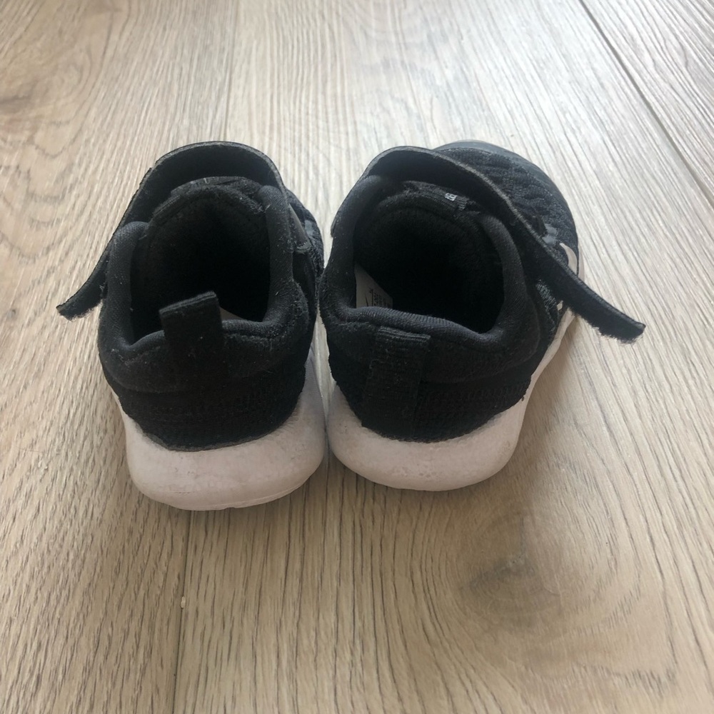 Nike Free RN 2021 Baby Sneakers color Black Toddler size 4 - Picture 7 of 11